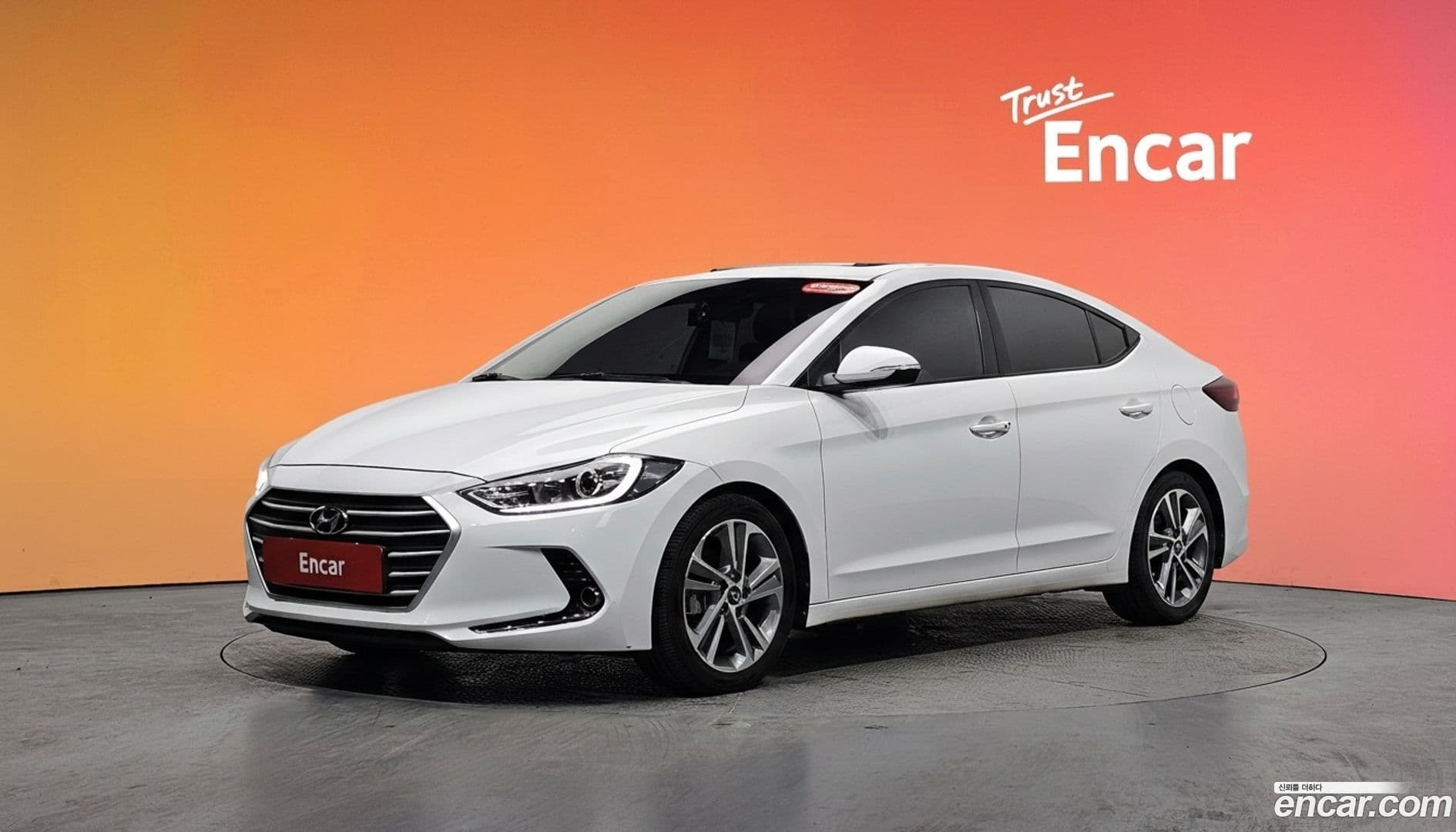Main__Slider__Photo:AVANTE Hyundai 2018.1-0
