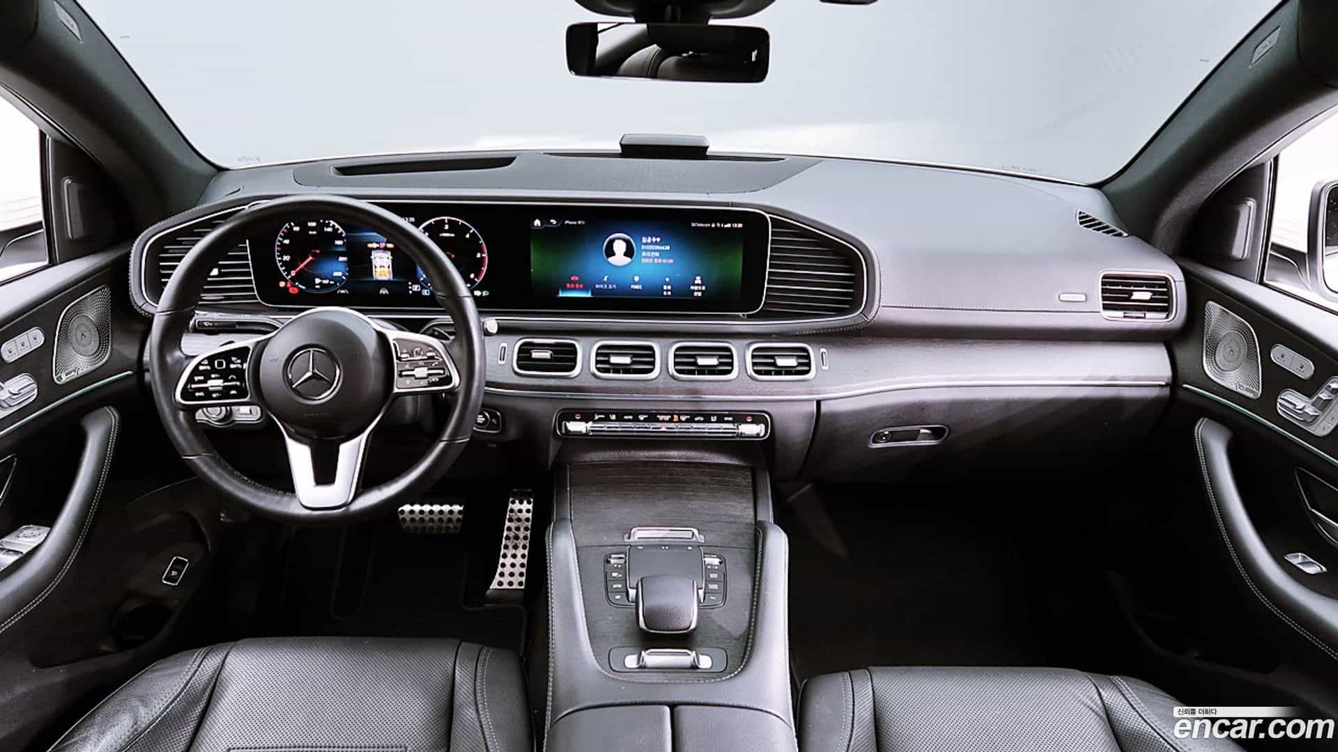 GLE-Class Mercedes-Benz 2021.6-INNER-008