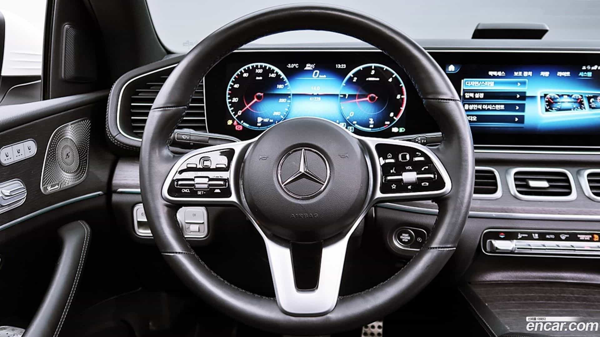 GLE-Class Mercedes-Benz 2021.6-OPTION-015