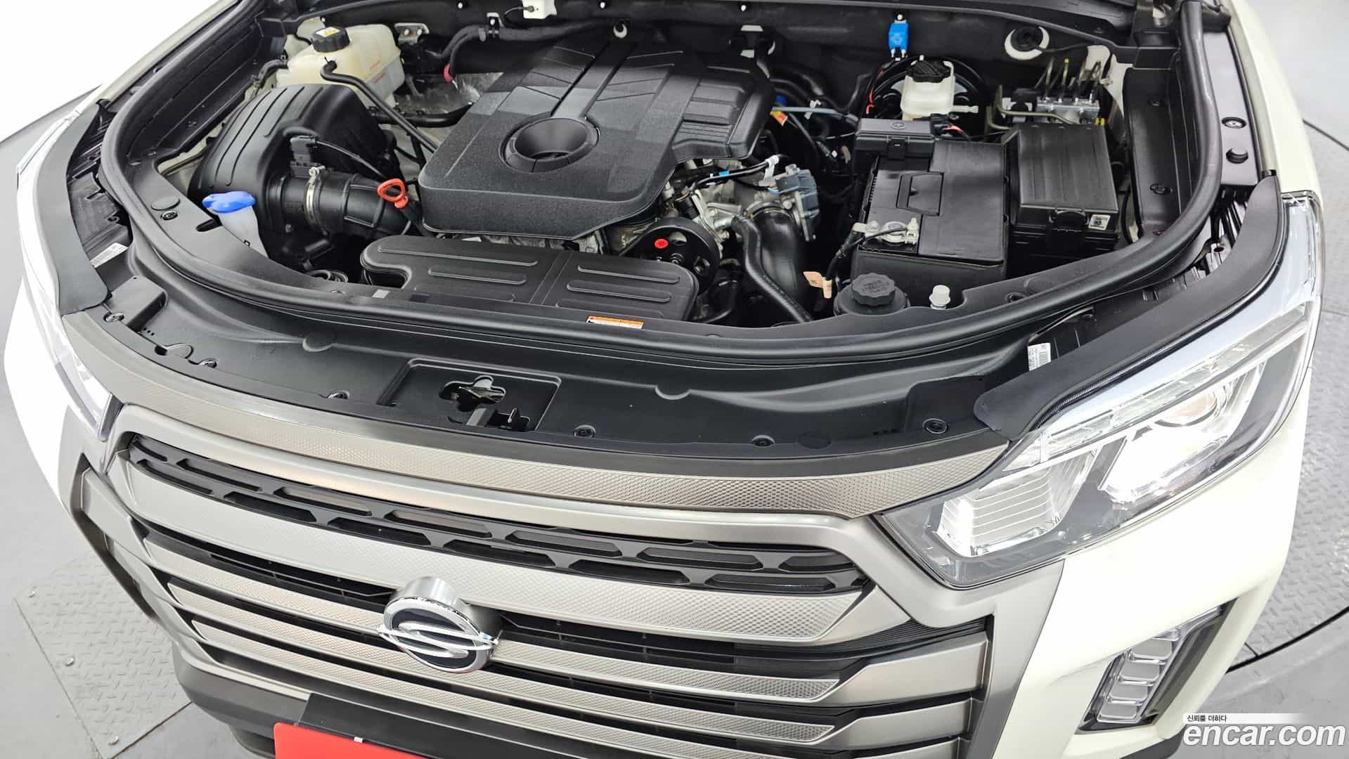 Rexton KG Mobility 2021.8-INNER-006