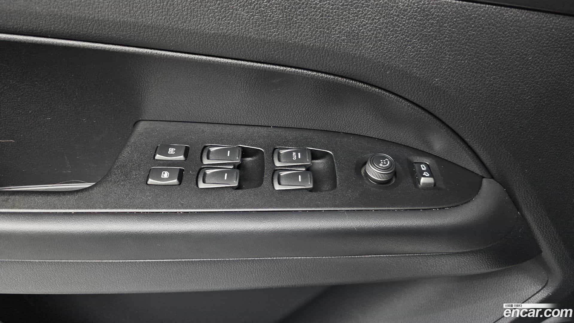 Rexton KG Mobility 2021.8-OPTION-021