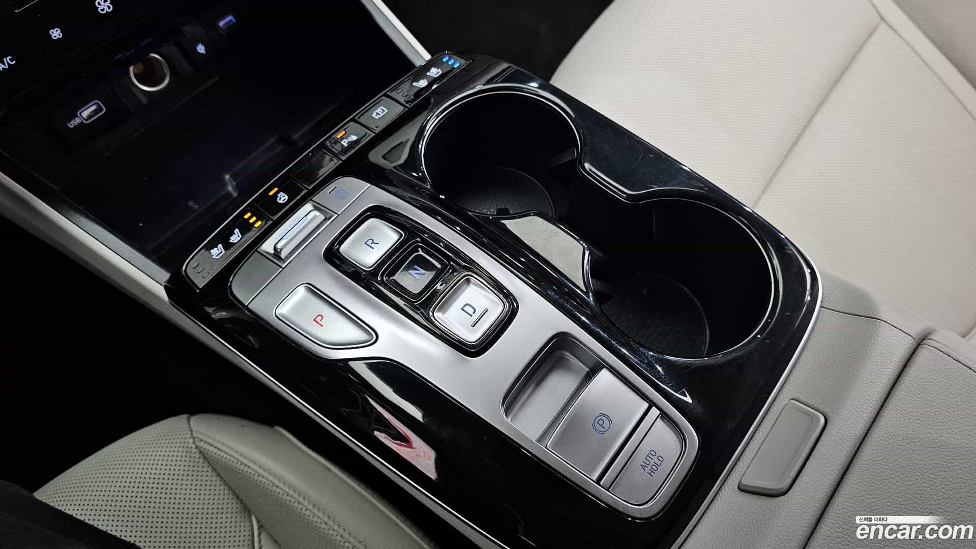 Tucson Hyundai 2022.2-INNER-009