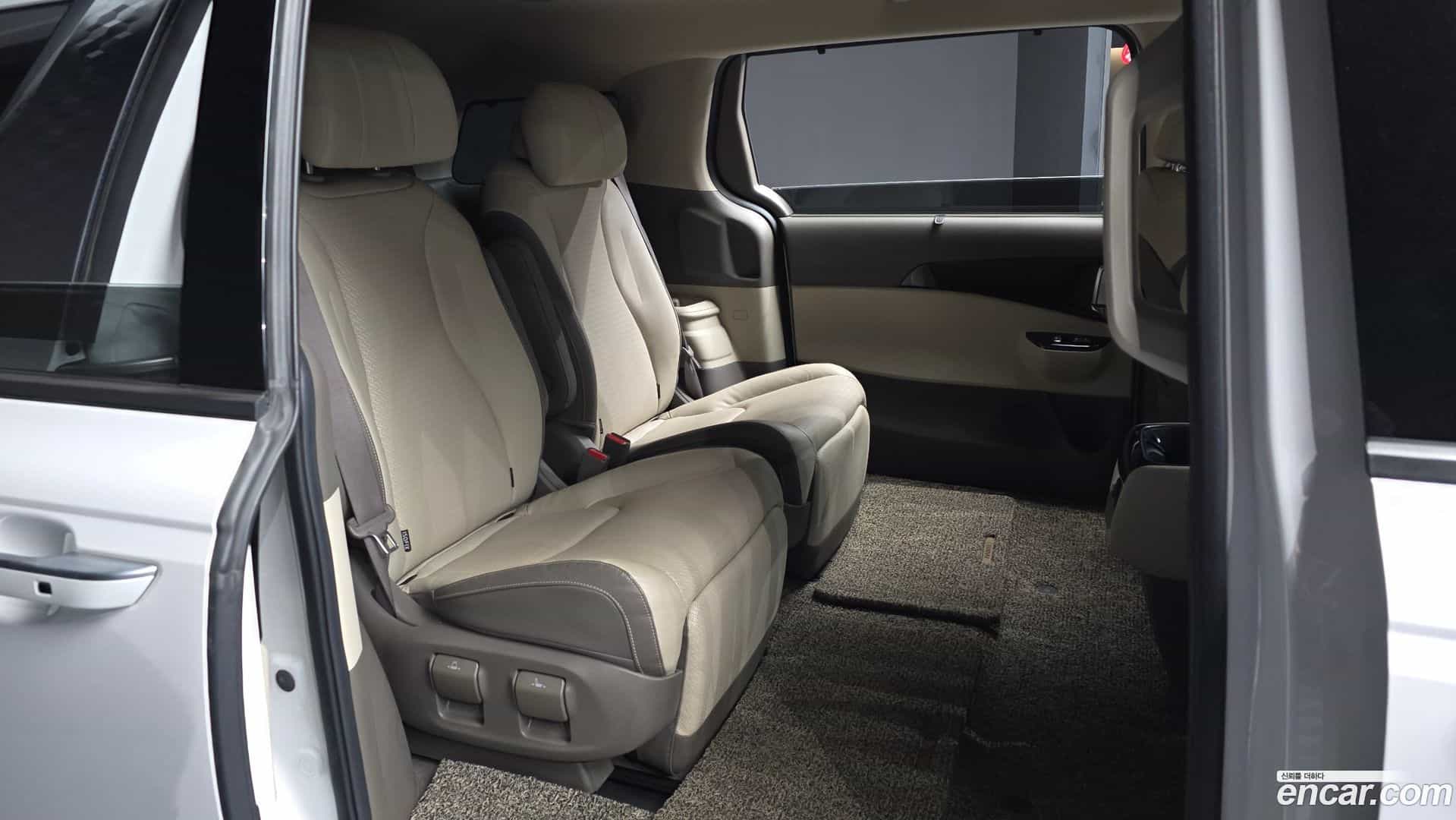 Canival Kia 2021.3-OPTION-016