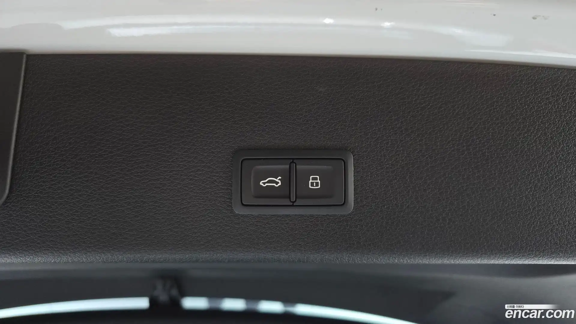 e-tron Audi 2021.4-OPTION-024