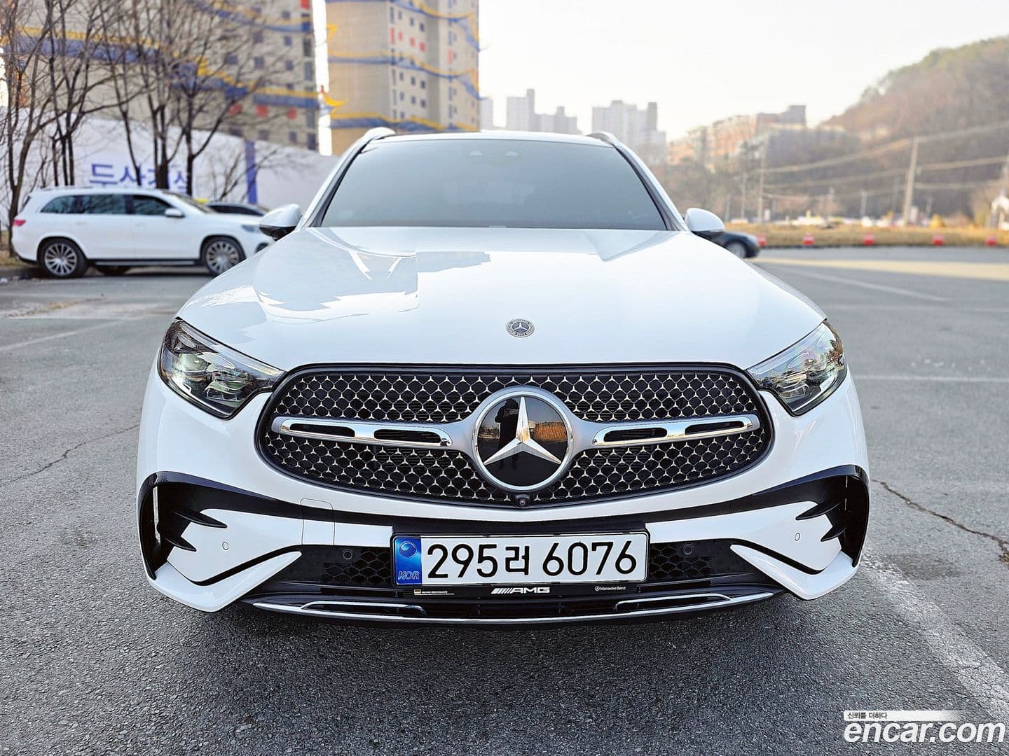 Main__Slider__Photo:GLC-Class Mercedes-Benz 2023.7-0