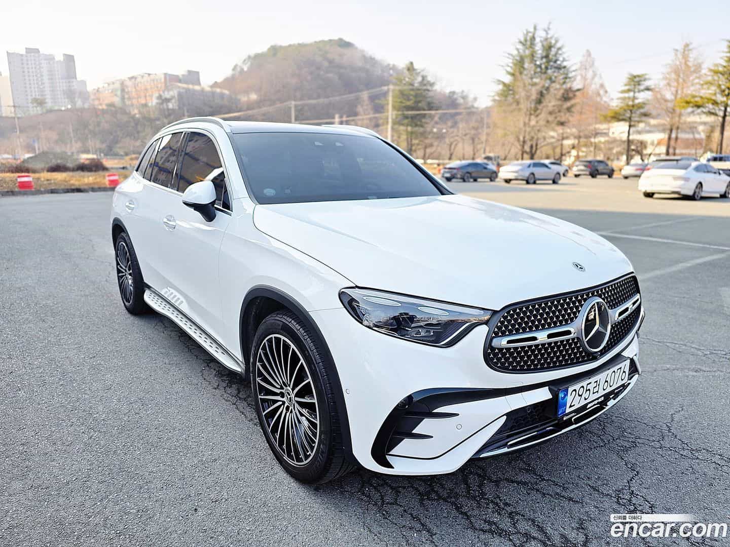 GLC-Class Mercedes-Benz 2023.7-OUTER-003