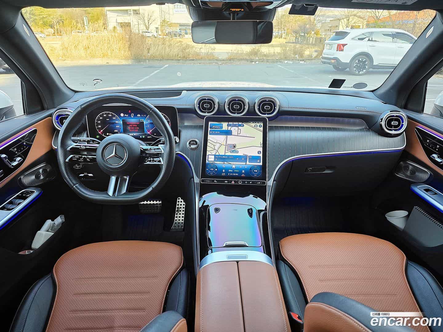 GLC-Class Mercedes-Benz 2023.7-INNER-007