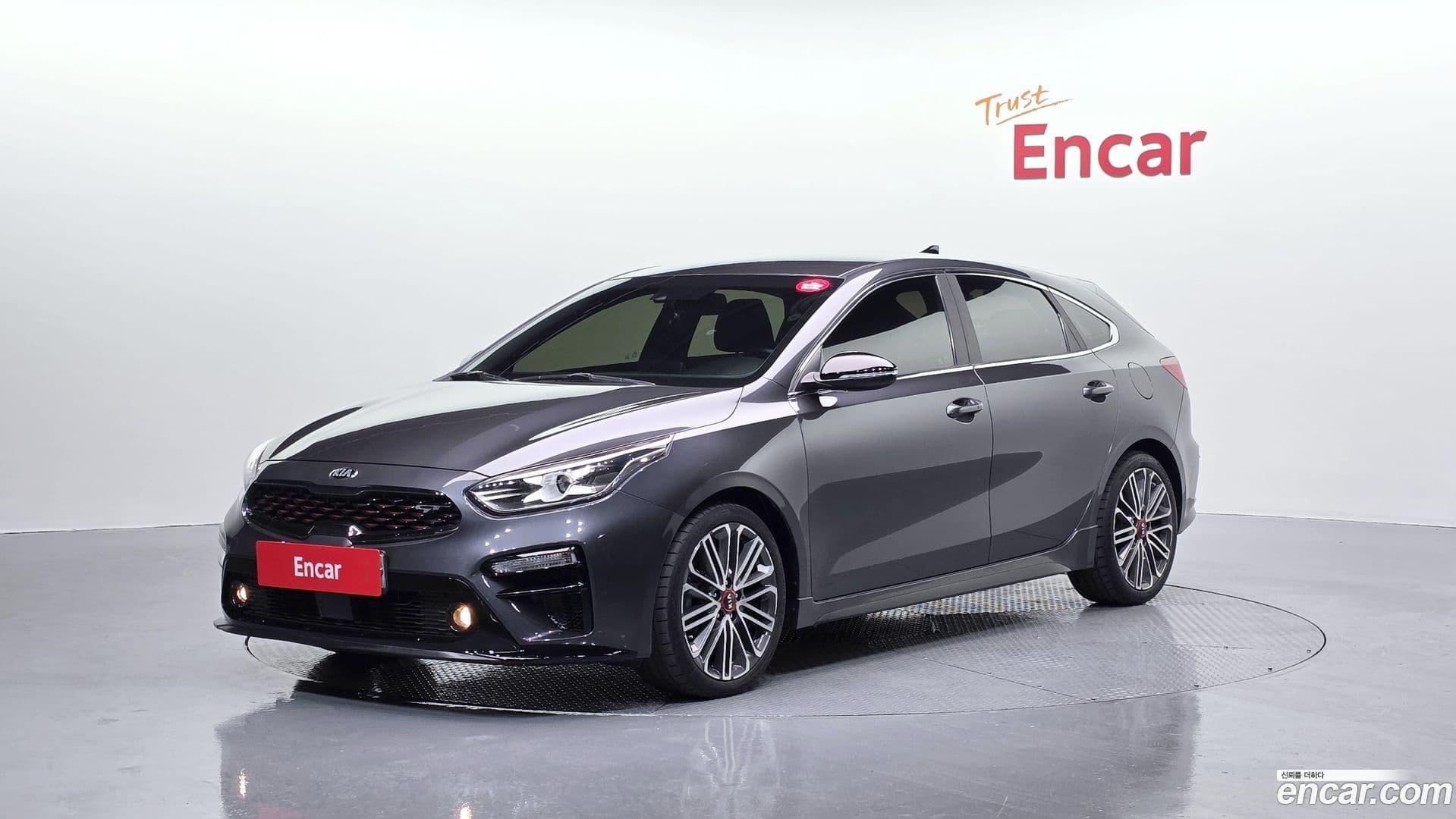 Main__Slider__Photo:K3 Kia 2019.1-0