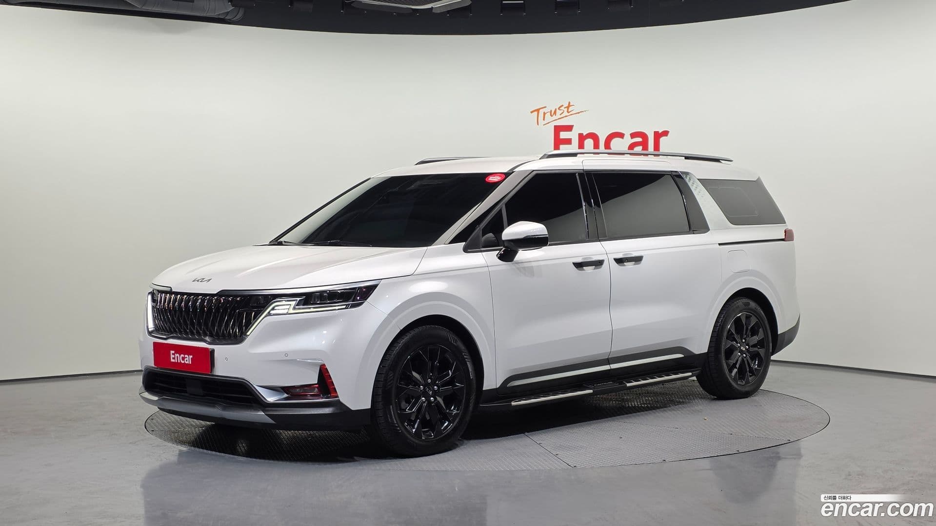 Main__Slider__Photo:Canival Kia 2021.0-0