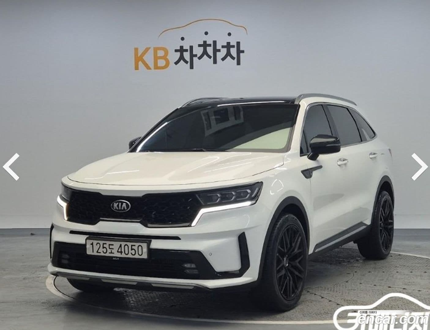 Main__Slider__Photo:Sorento Kia 2021.0-0