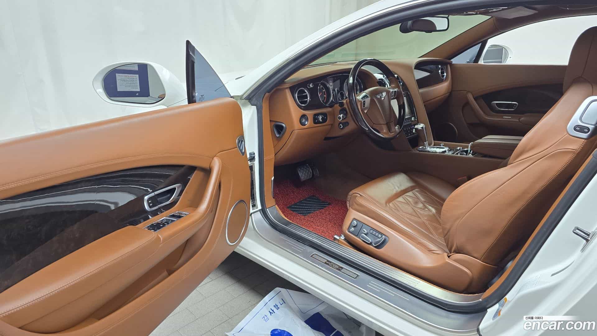 Continental Bentley 2012.0-INNER-010