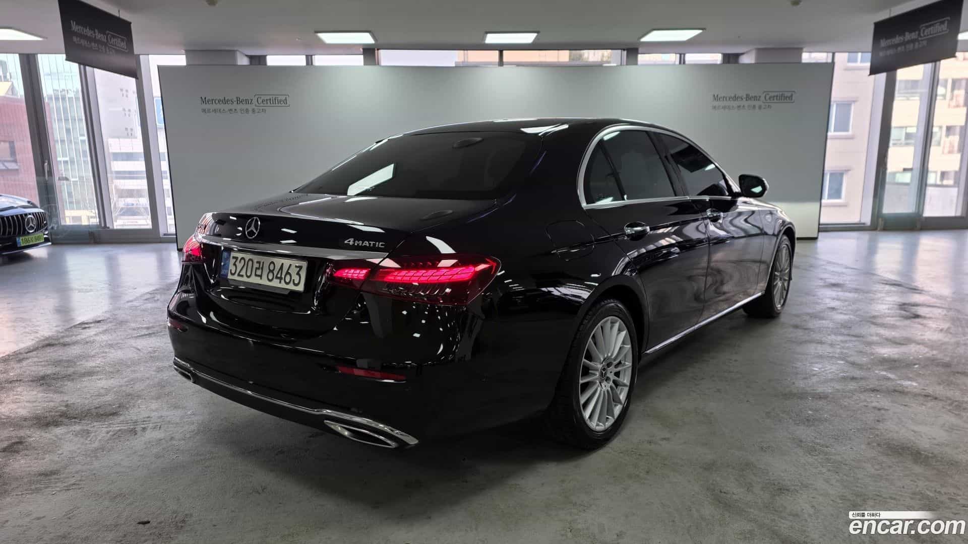 E-Class Mercedes-Benz 2022.0-OUTER-002
