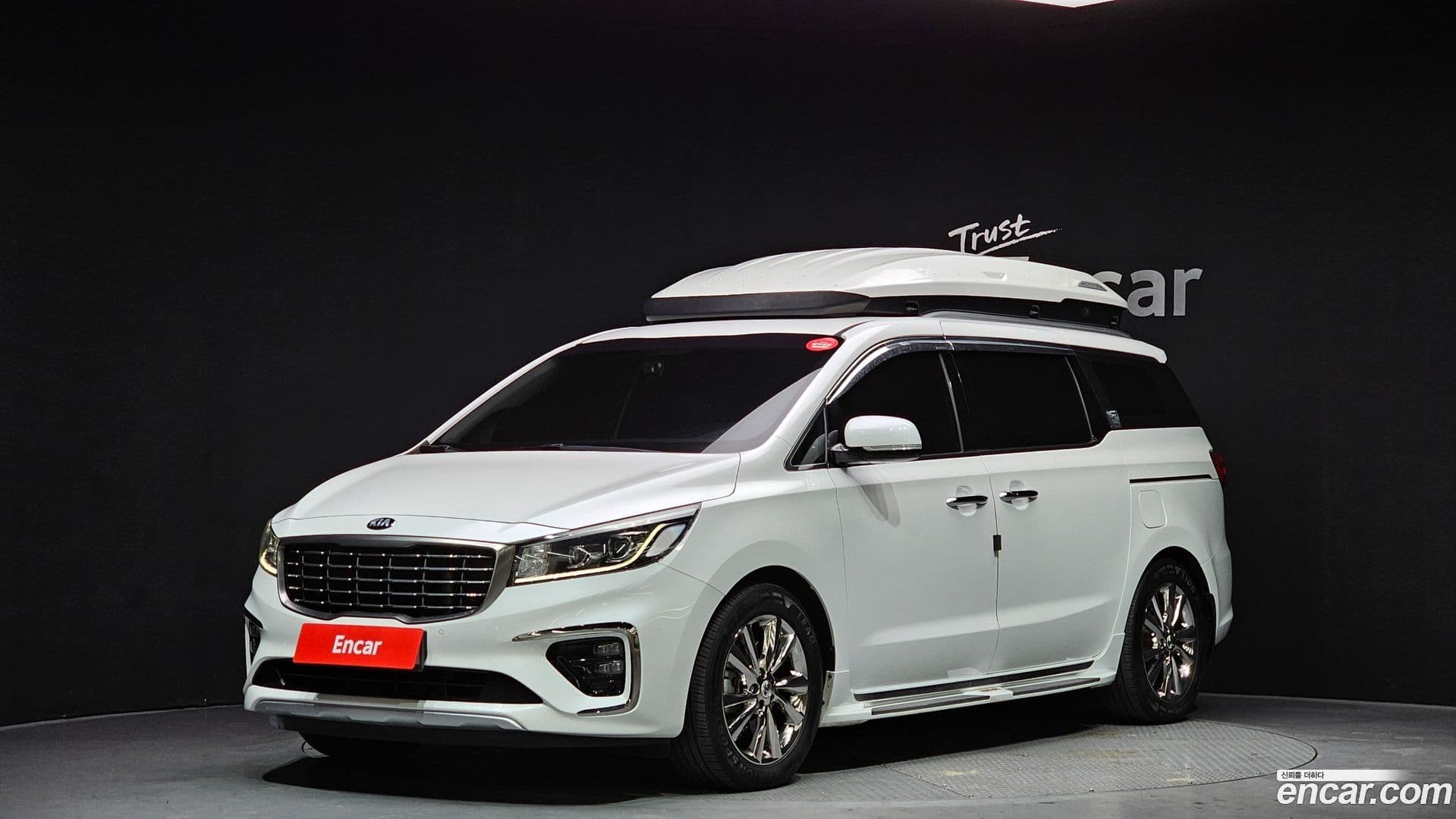 Main__Slider__Photo:Canival Kia 2018.7-0