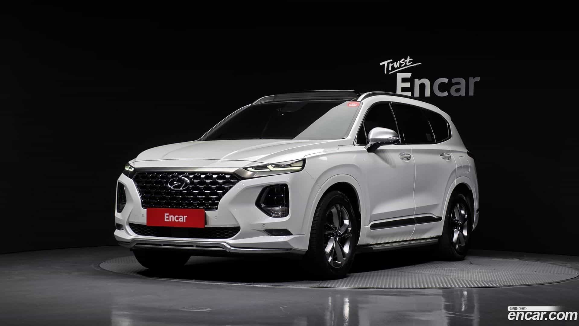 Santafe Hyundai 2019.2-OUTER-001