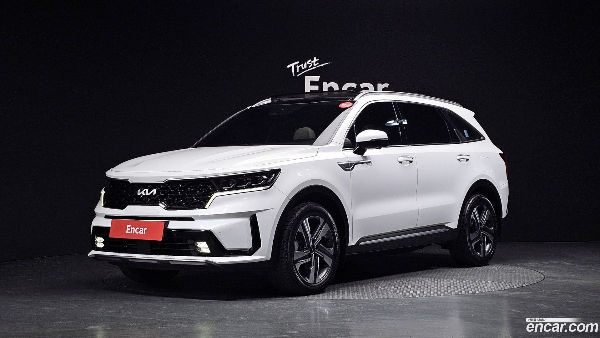 Main__Slider__Photo:Sorento Kia 2022.4-0