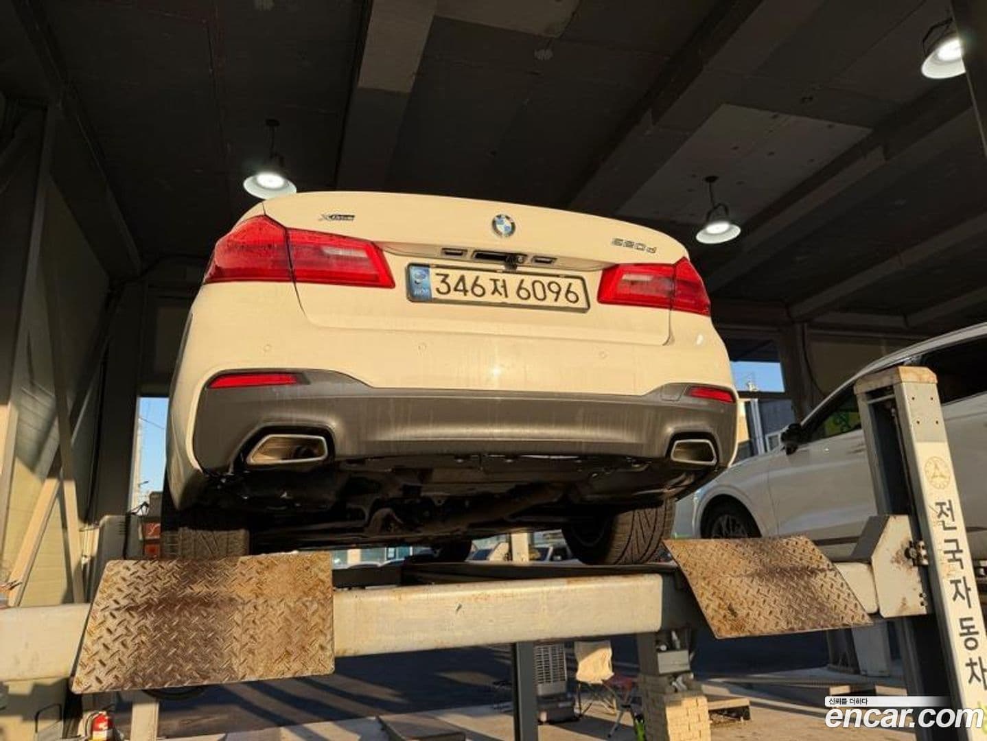 Main__Slider__Photo:5-Series BMW 2018.0-1
