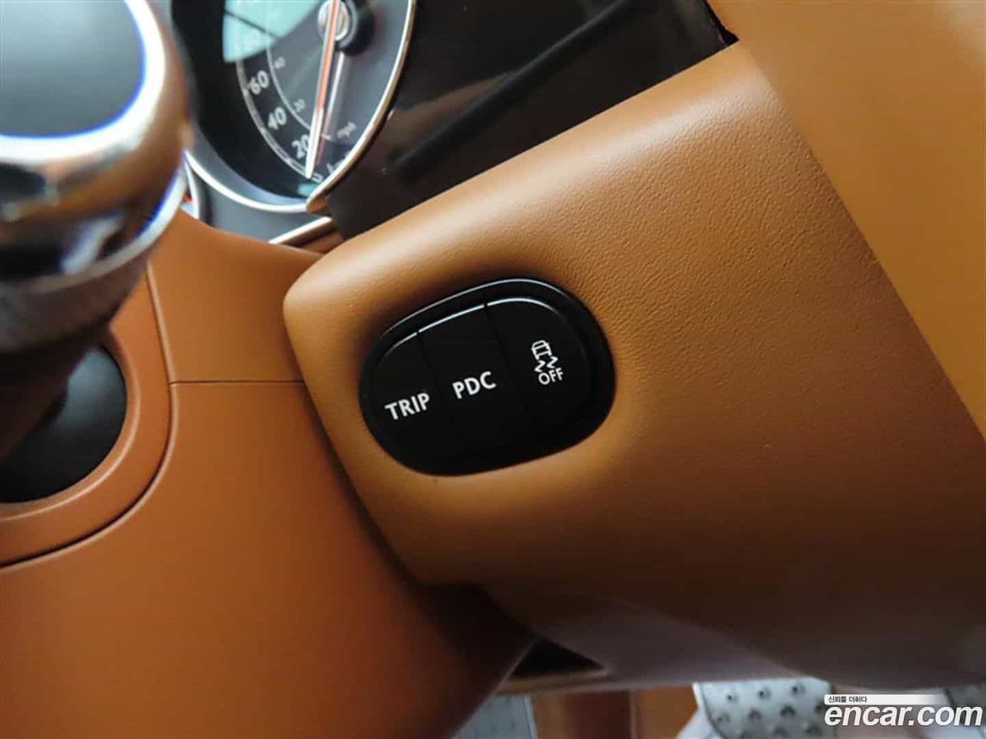 Continental Bentley 2014.0-INNER-010