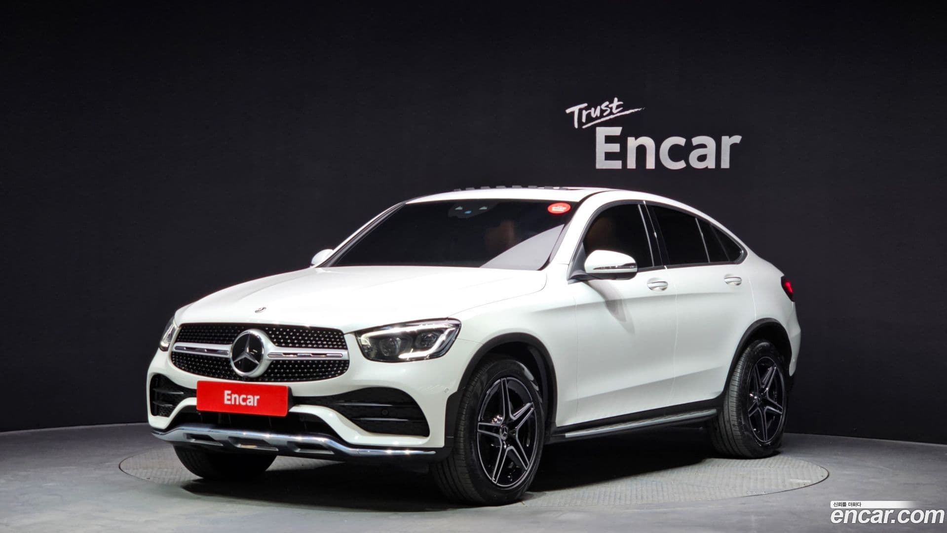 Main__Slider__Photo:GLC-Class Mercedes-Benz 2023.3-0