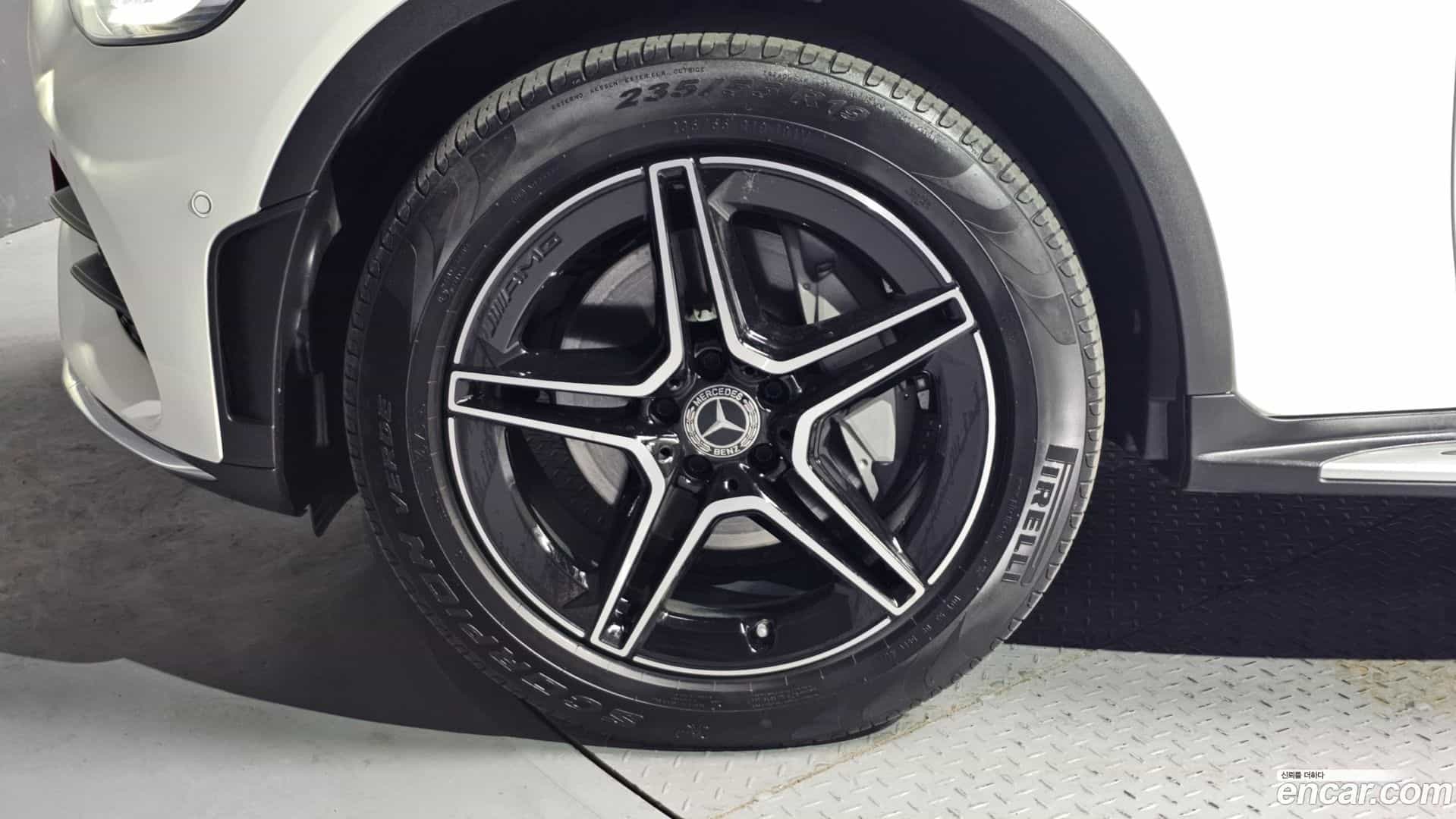 GLC-Class Mercedes-Benz 2023.3-OUTER-005