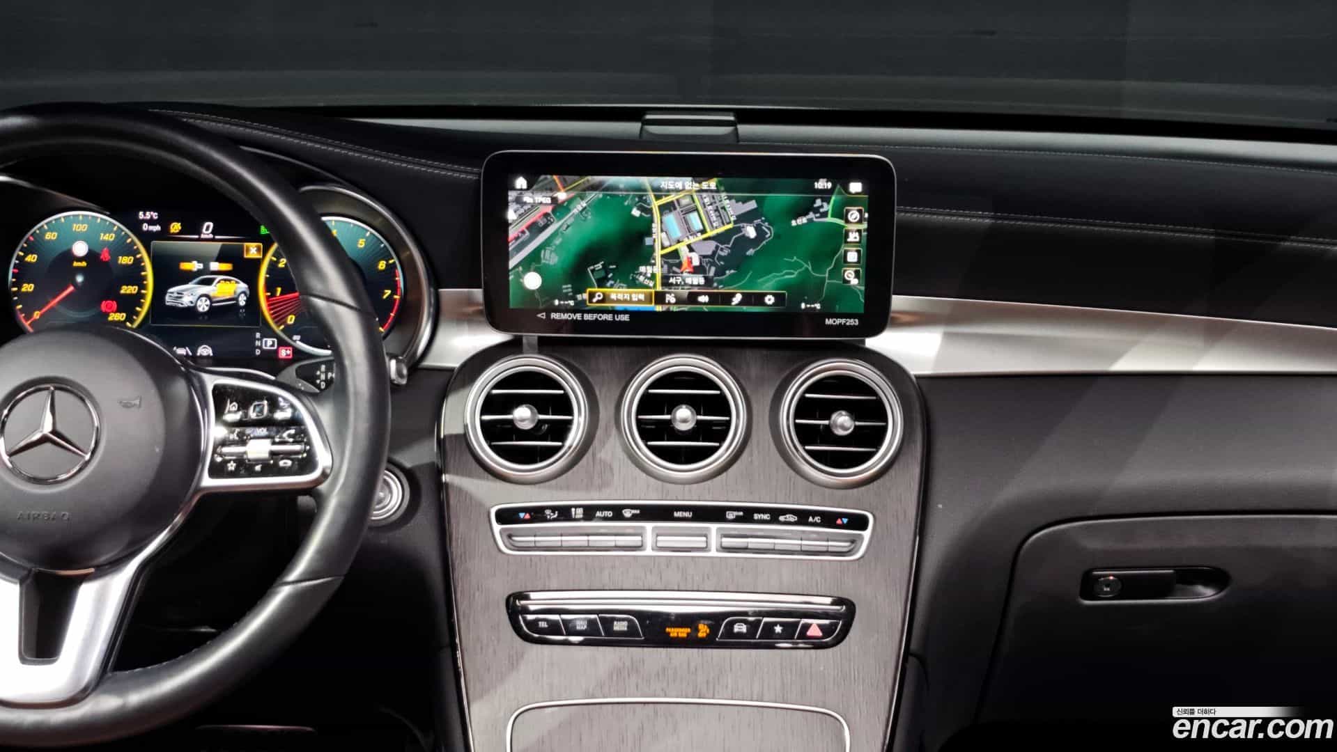 GLC-Class Mercedes-Benz 2023.3-OPTION-018