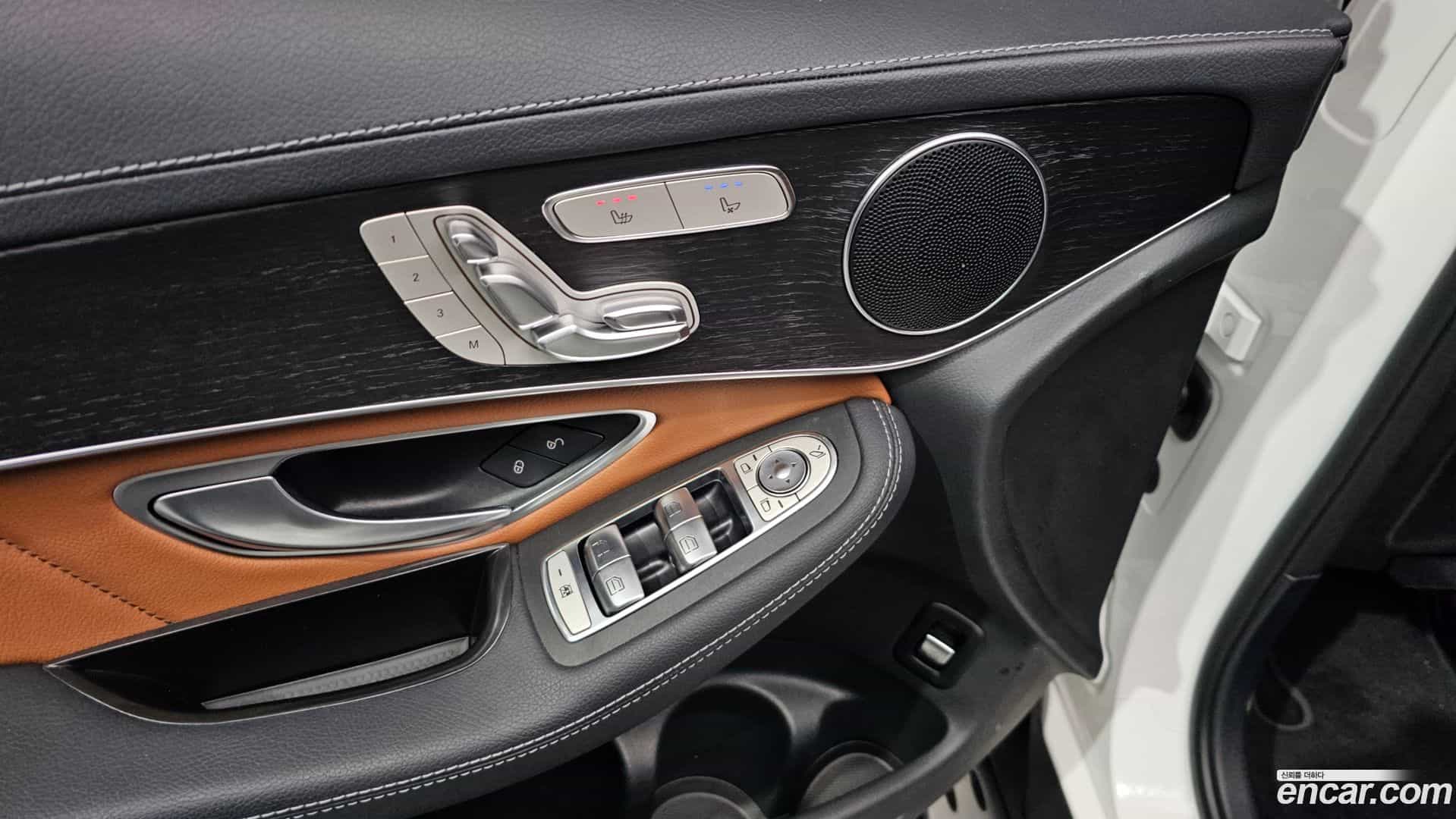 GLC-Class Mercedes-Benz 2023.3-OPTION-023