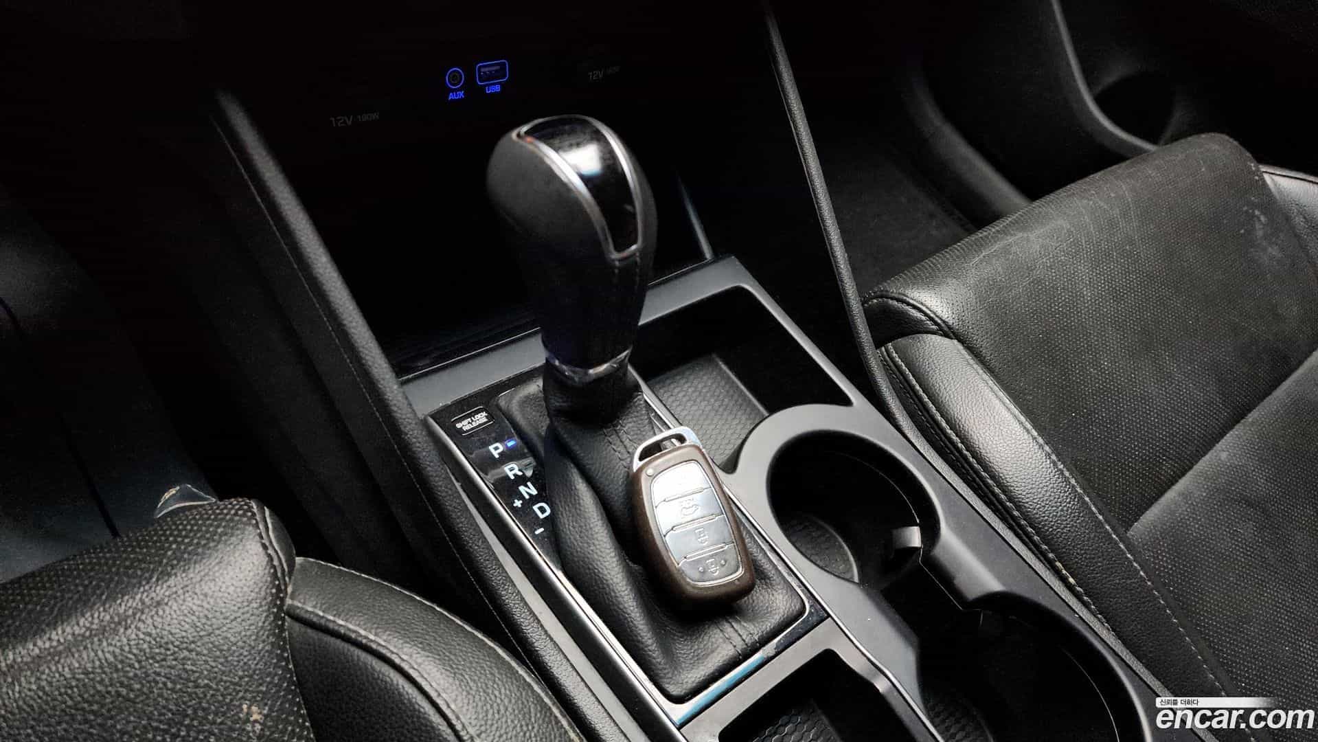 Tucson Hyundai 2018.1-INNER-009