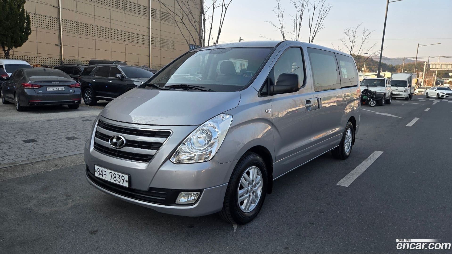 Main__Slider__Photo:Starex Hyundai 2016.7-0
