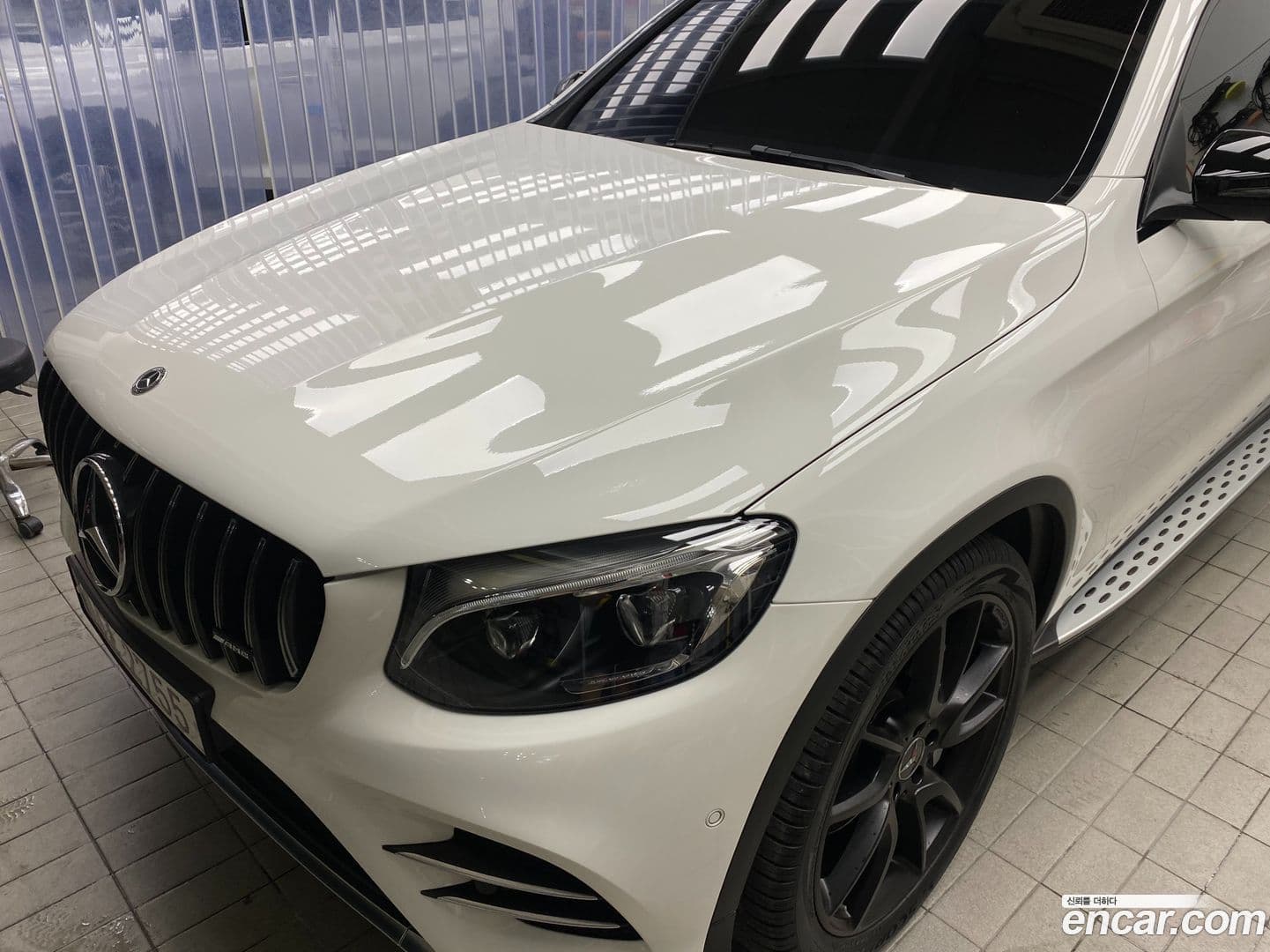 Main__Slider__Photo:GLC-Class Mercedes-Benz 2018.4-0