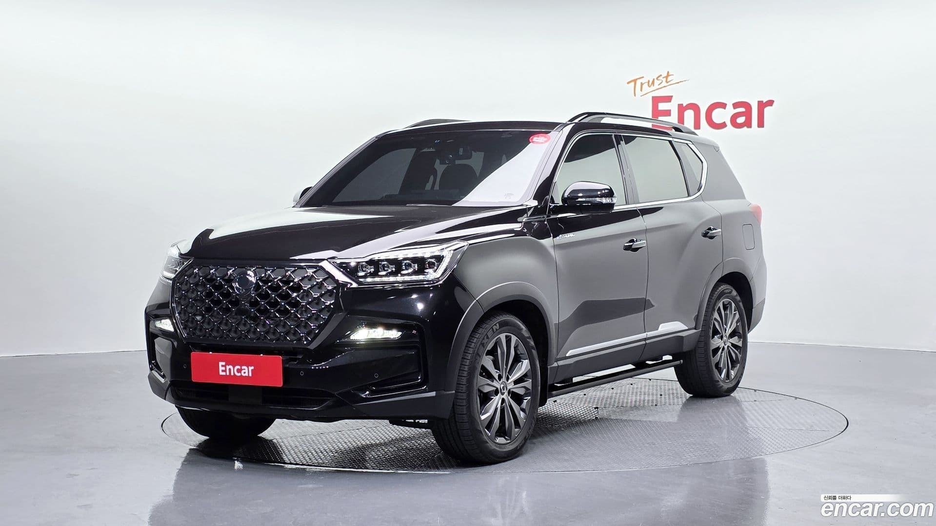 Main__Slider__Photo:Rexton KG Mobility 2024.0-0