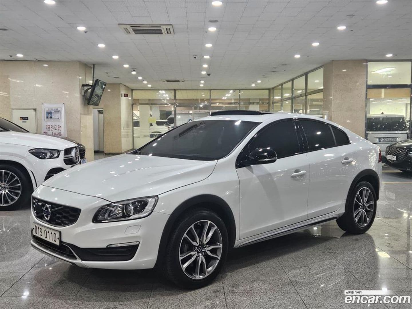 Main__Slider__Photo:S60 Volvo 2016.1-0