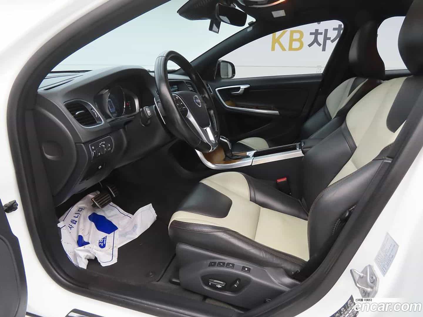 S60 Volvo 2016.1-OUTER-005