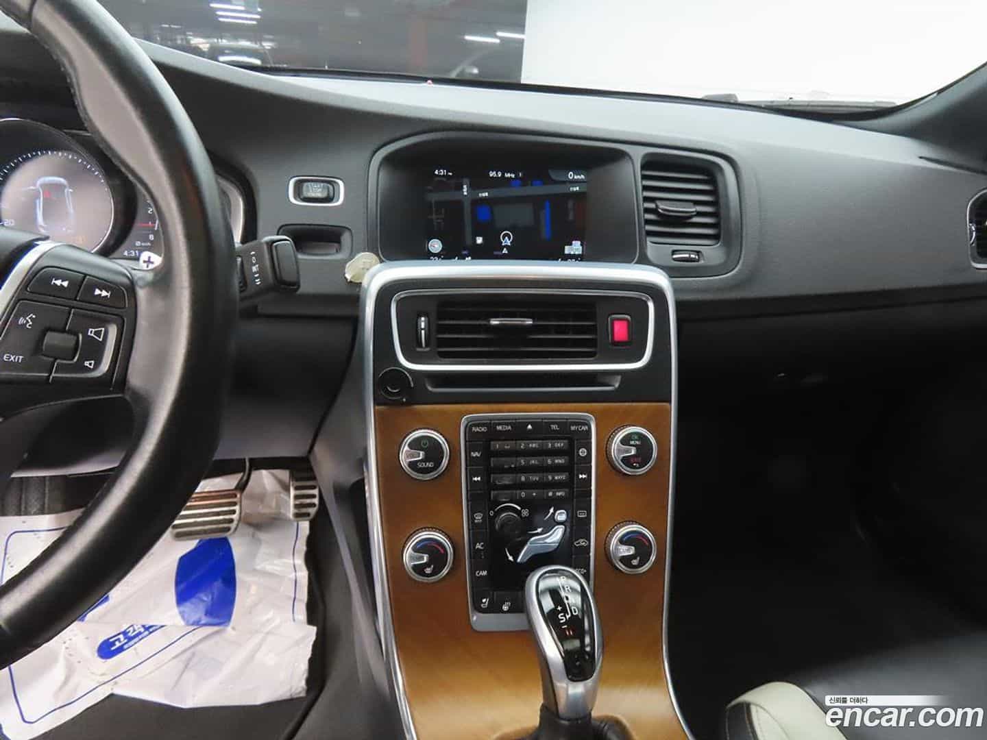 S60 Volvo 2016.1-INNER-010