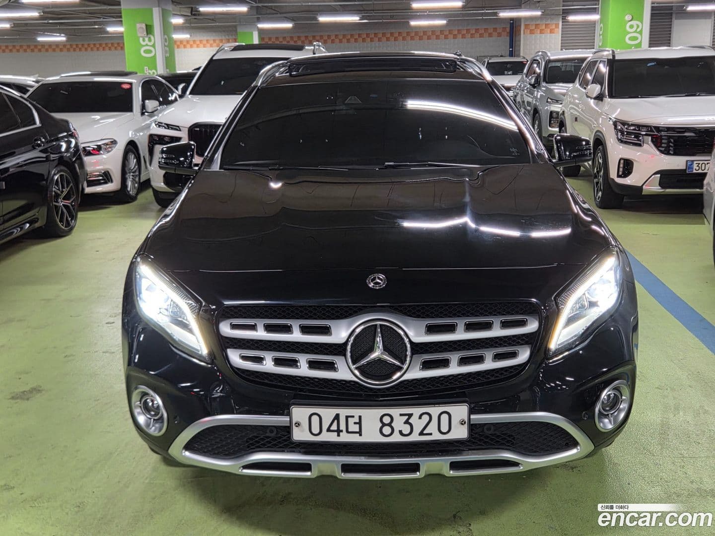 Main__Slider__Photo:GLA-Class Mercedes-Benz 2019.5-0