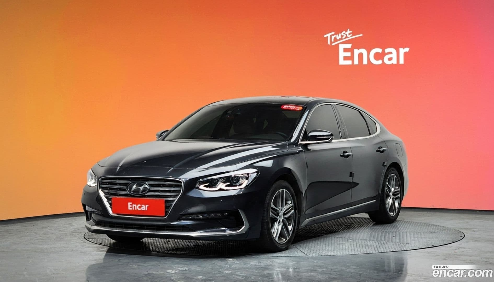 Main__Slider__Photo:Grandeur Hyundai 2017.6-0