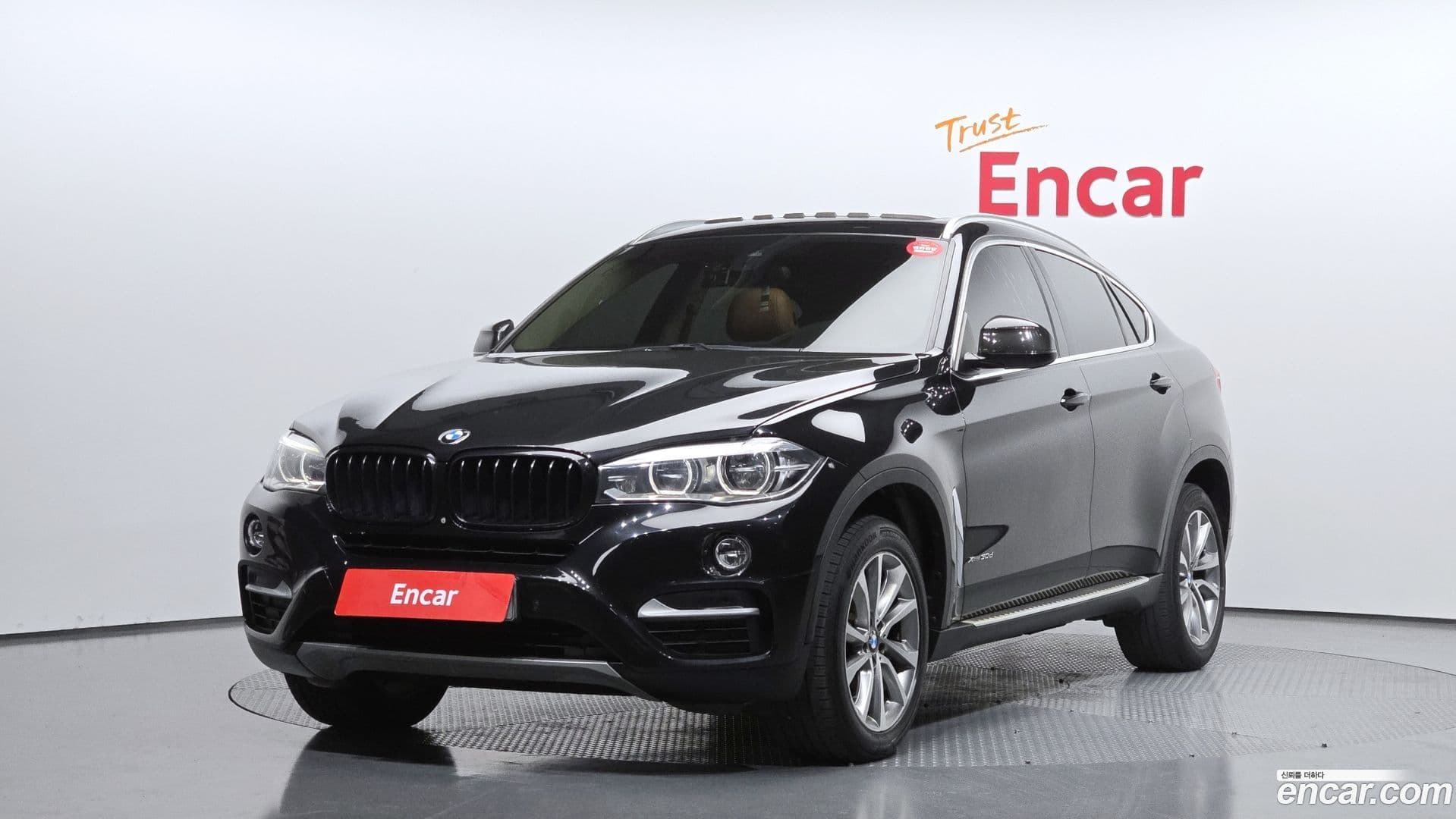 Main__Slider__Photo:X6 BMW 2017.3-0