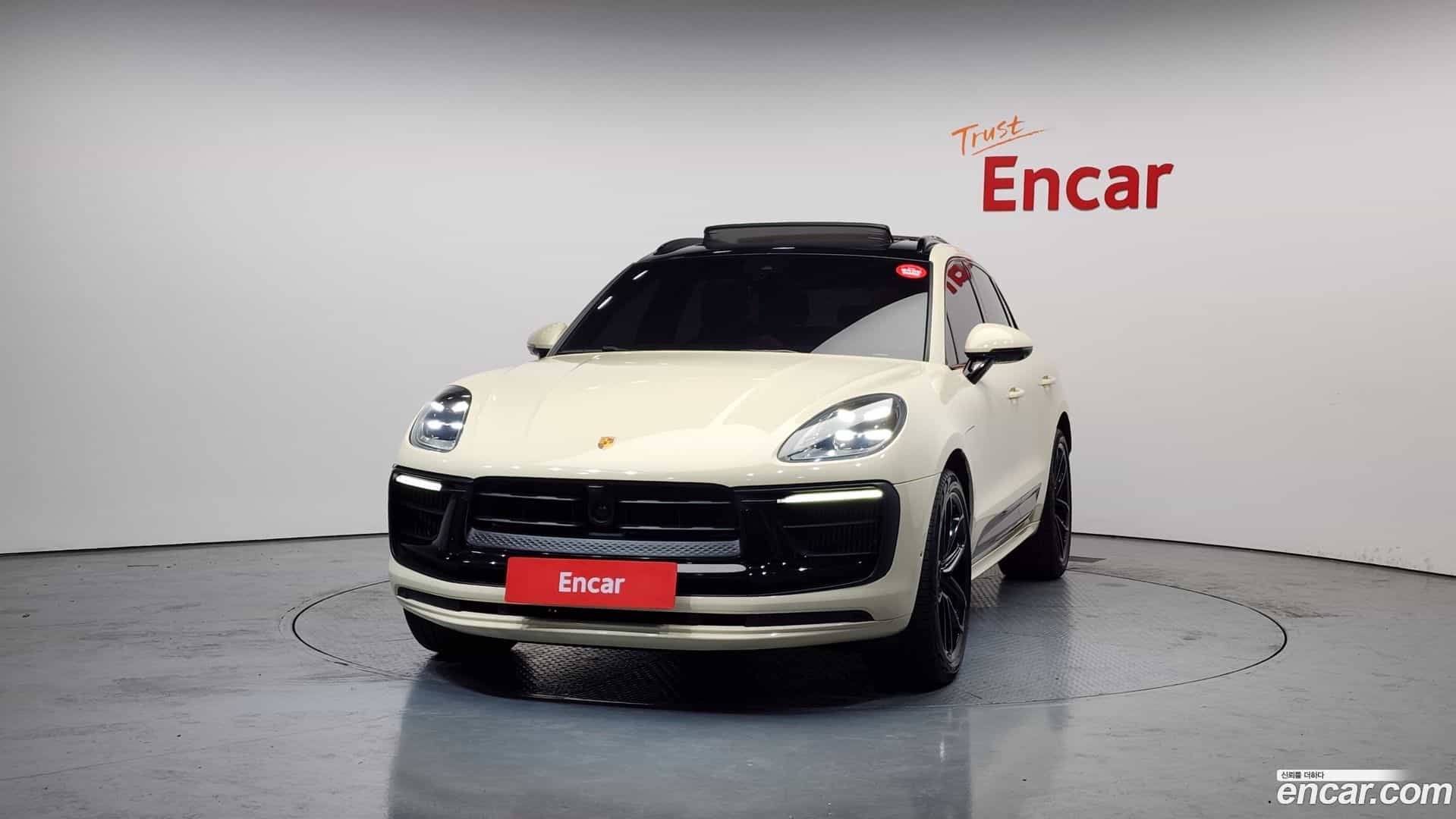 Macan Porsche 2022.3-OUTER-003