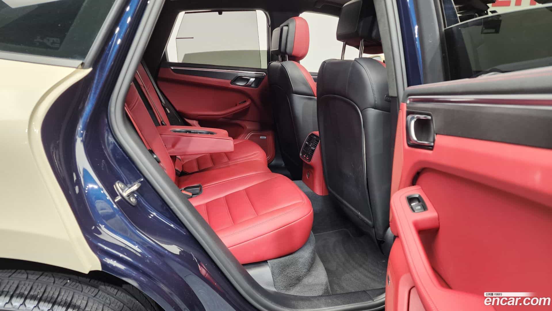 Macan Porsche 2022.3-OPTION-016