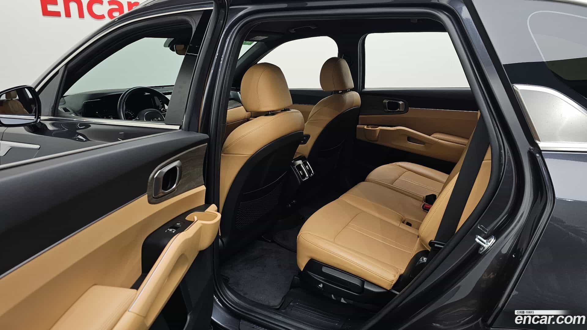 Sorento Kia 2022.6-OPTION-016