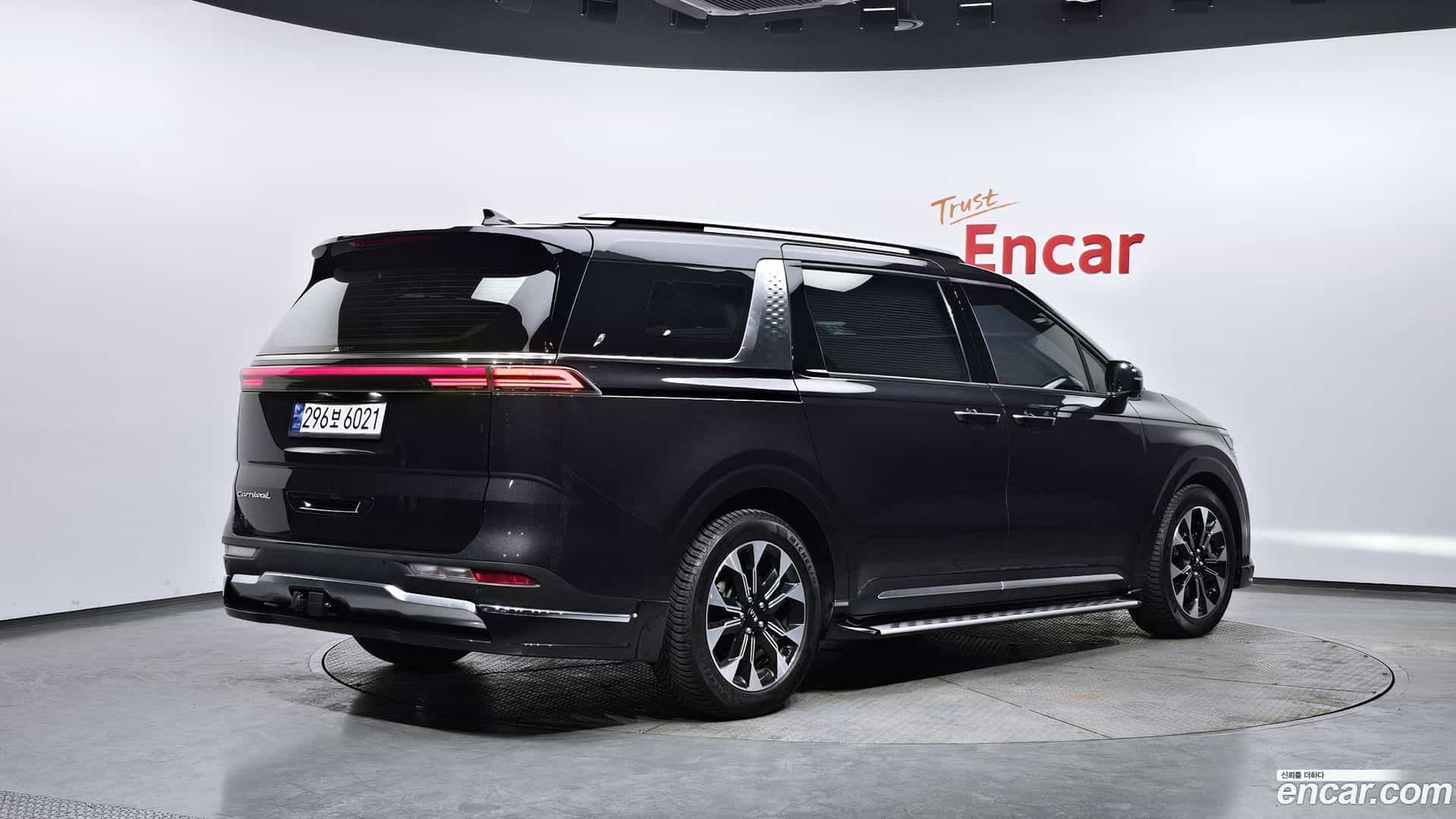 Canival Kia 2021.0-OUTER-002