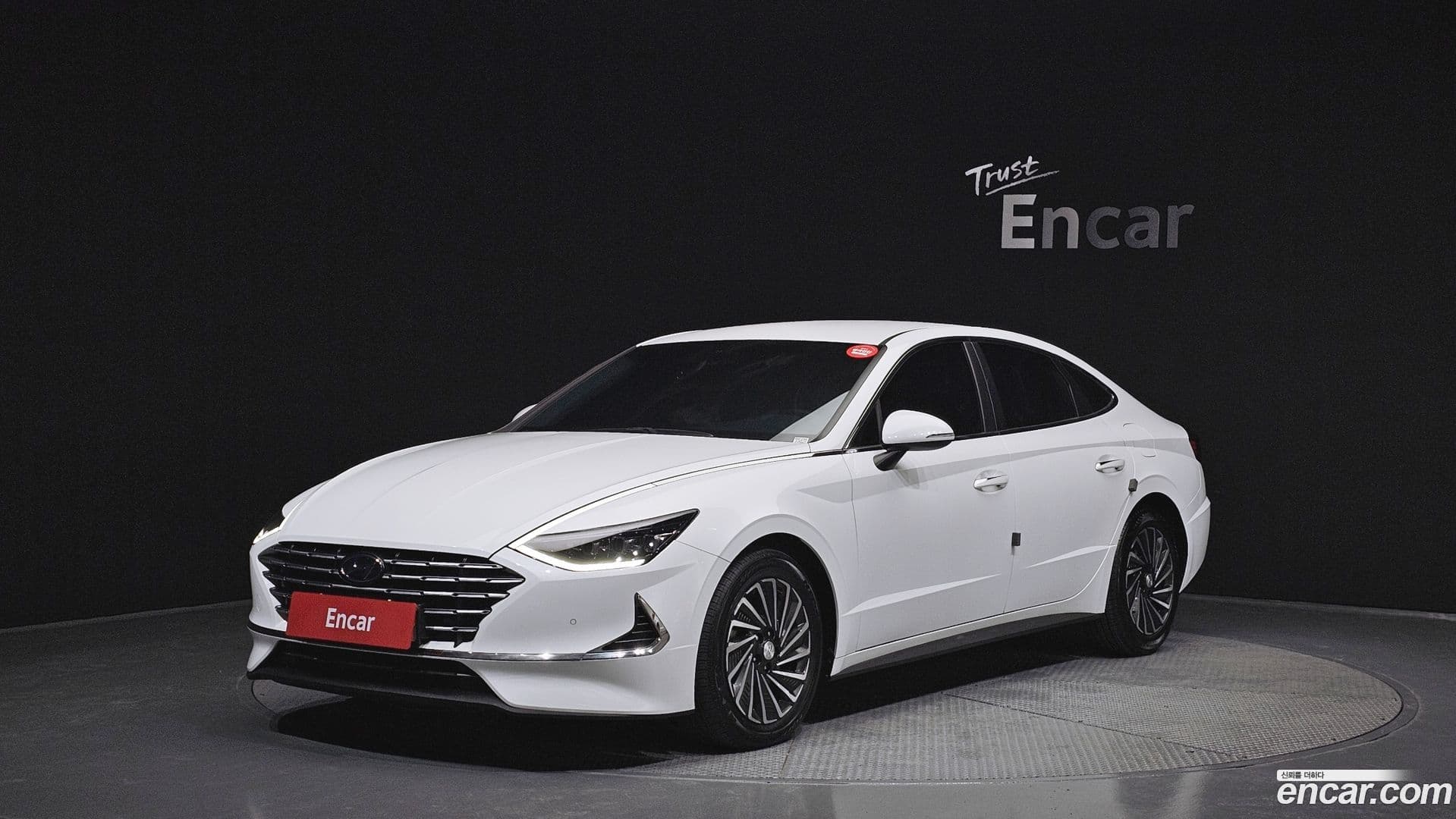 Main__Slider__Photo:Sonata Hyundai 2020.4-0