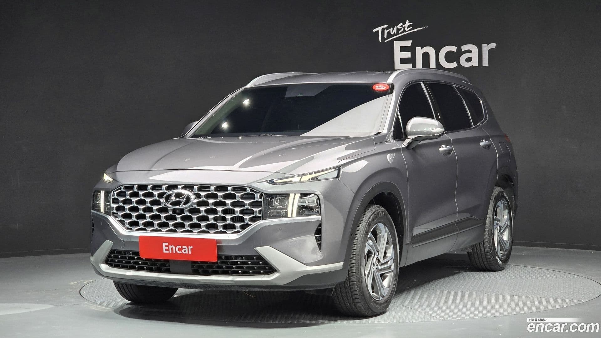 Main__Slider__Photo:Santafe Hyundai 2021.0-0