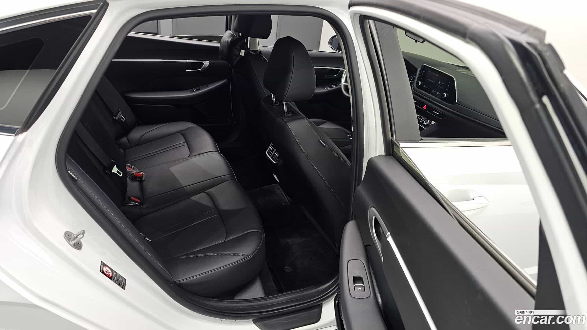 Sonata Hyundai 2023.1-OPTION-016