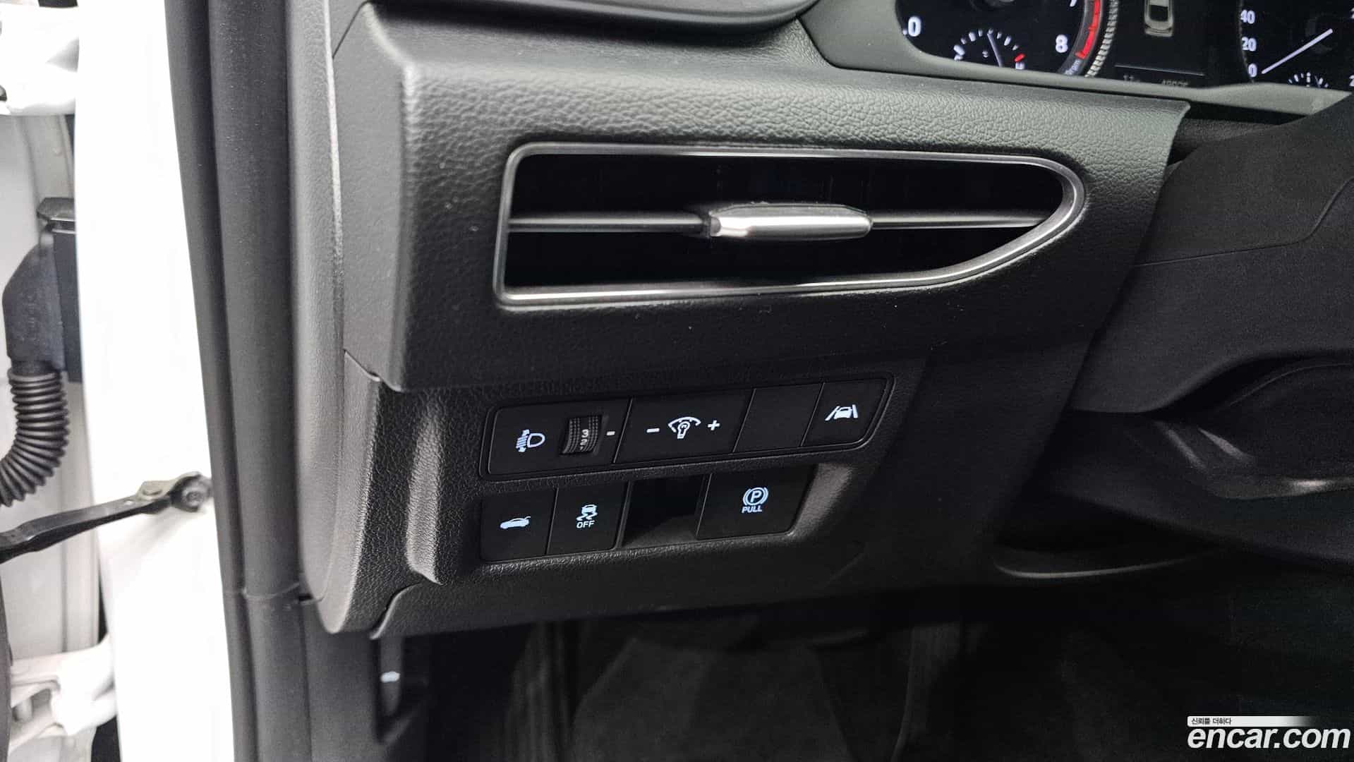 Sonata Hyundai 2023.1-OPTION-019