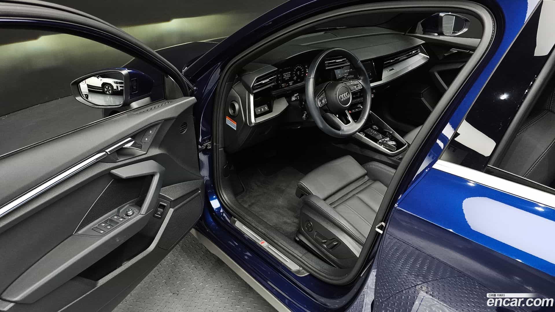 A3 Audi 2023.6-OPTION-015