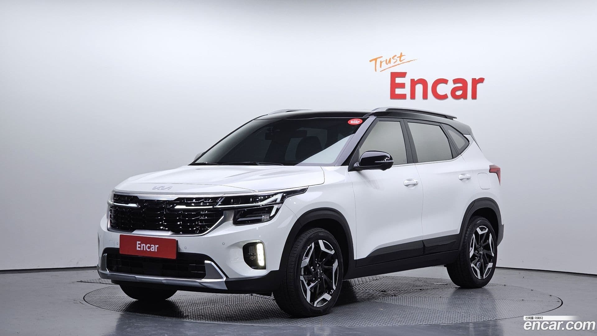Main__Slider__Photo:Seltos Kia 2024.0-0