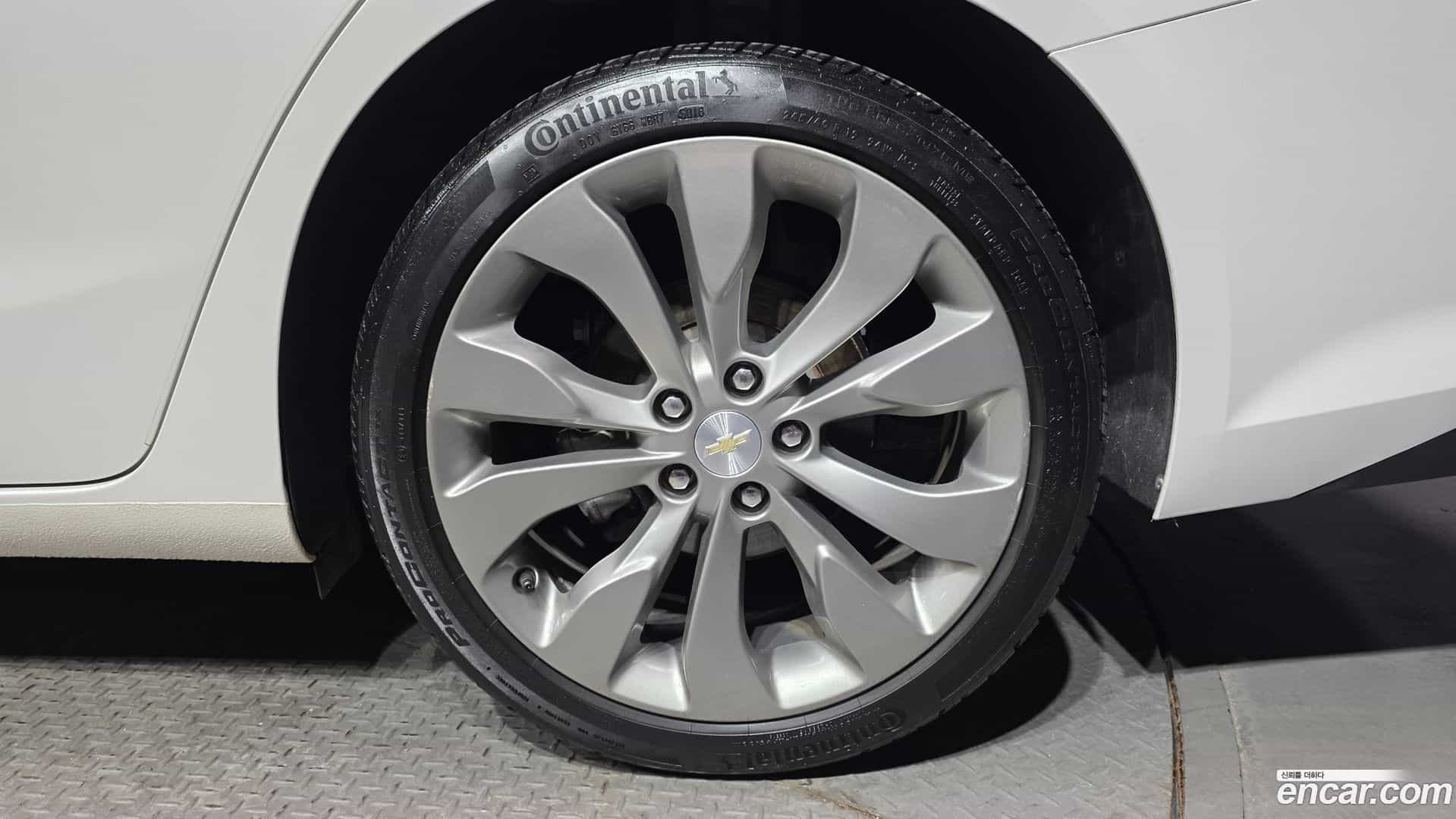 Malibu Chevrolet 2017.7-OUTER-005