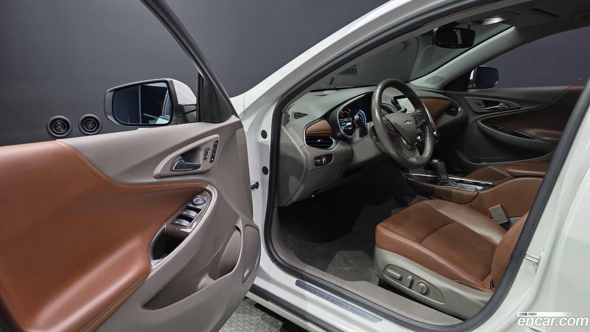 Malibu Chevrolet 2017.7-OPTION-015