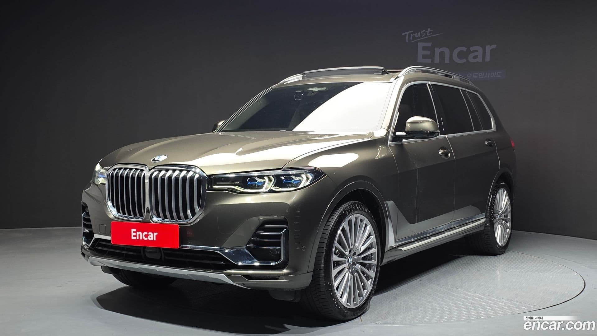 Main__Slider__Photo:X7 BMW 2022.1-0