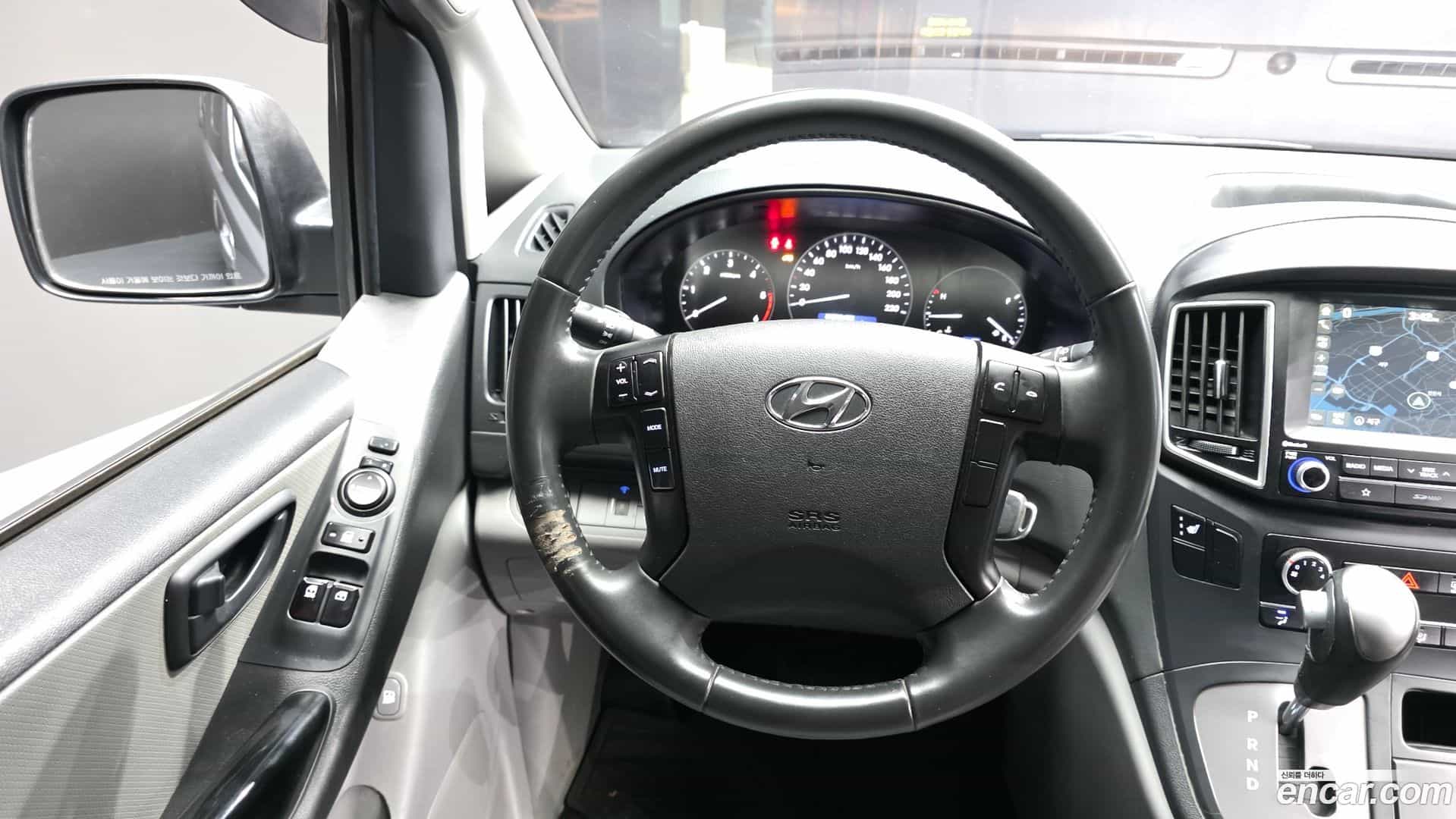 Starex Hyundai 2018.9-OPTION-017