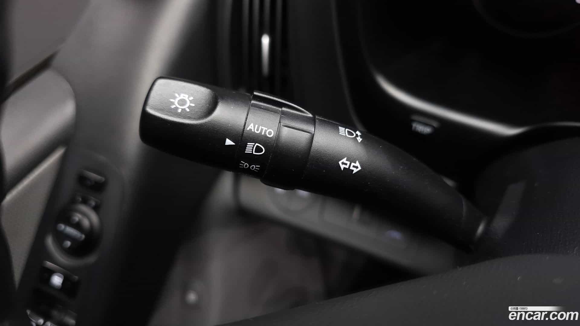 Starex Hyundai 2018.9-OPTION-023